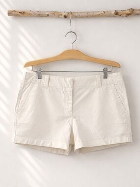 Vineyard Vines Women's White Chino Shorts Sz 8 Cotton Classic Minimalist Preppy